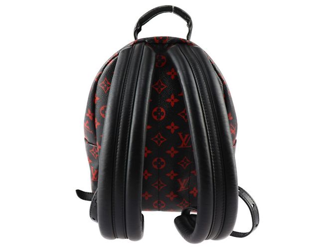 Zaino Palm Springs PM di Louis Vuitton Nero Rosso Monogramma - vista 3