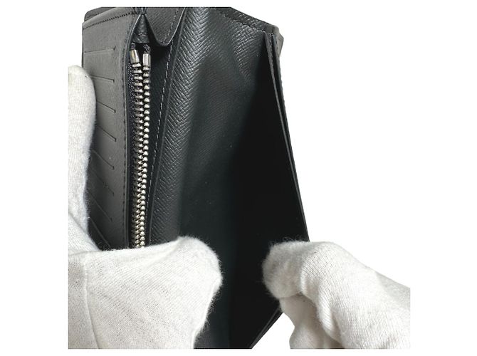 Louis Vuitton Taiga Long Wallet Black - view 14