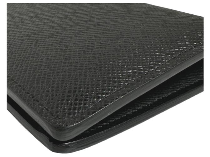 Louis Vuitton Taiga Long Wallet Black - view 5