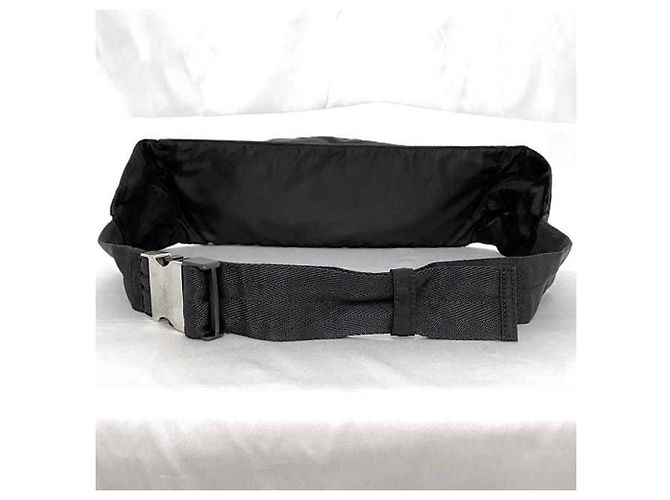 Borsa a tracolla in nylon nero Prada - vista 3