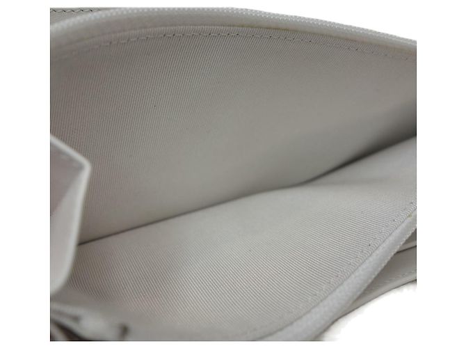 Portafoglio lungo matelassé CC Mark con zip rotonda Chanel 19 Bianco - vista 7