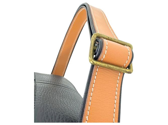 Borsa a Spalla Victoria di Hermès Marrone Nero - vista 5