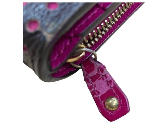Fuchsia Monogram perforierte Bi-Fold-Geldbörse von Louis Vuitton Fuschia - Ansicht 11