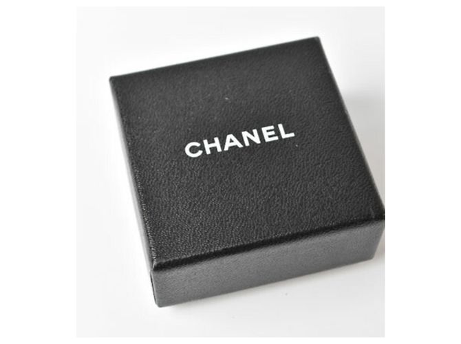 Chanel AMO COCO Spilla a Motivo Cuore Marrone D'oro - vista 5