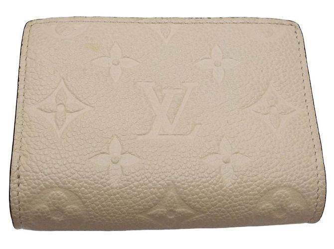 Billetera Trifold Monogram Empreinte Louis Vuitton - vista 3