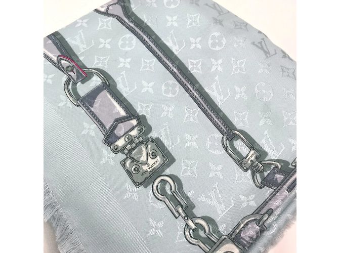 Monogram Confidential Schal von Louis Vuitton Hellblau - Ansicht 7