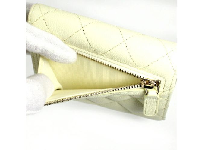 Chanel Lemon Yellow Caviar Leder Dreifach-Brieftasche Golden - Ansicht 5