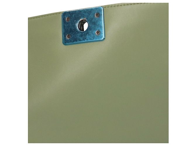 Borsa a spalla Chanel Boy Chanel V Stitch Verde - vista 10