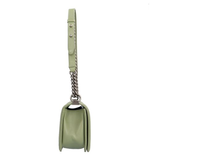Borsa a spalla Chanel Boy Chanel V Stitch Verde - vista 4