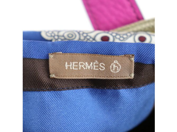 Silk In Borsa Ash Petit H di Hermès Cachi - vista 7