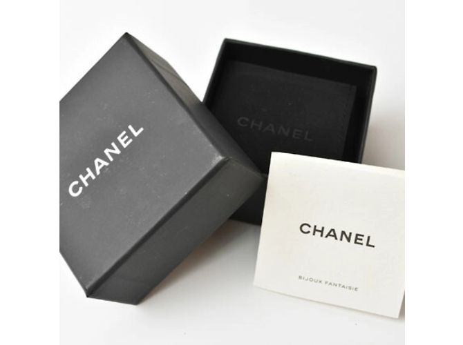 Orecchini a perno con motivo cerchio dorato Chanel D'oro - vista 6