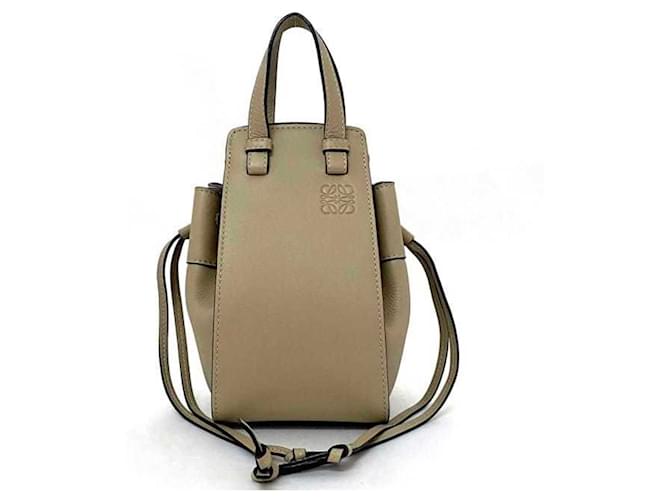 Borsa a spalla Hammock Loewe in beige - vista 3