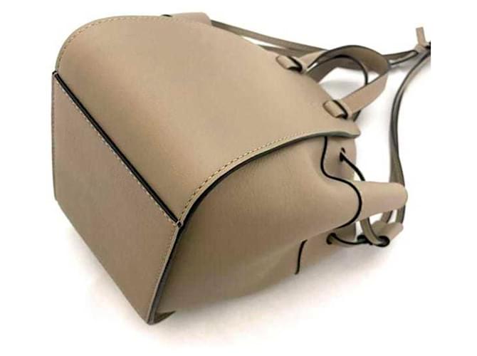 Borsa a spalla Hammock Loewe in beige - vista 7