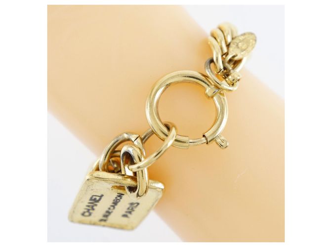 Bracciale con charm placcato oro Chanel - vista 3
