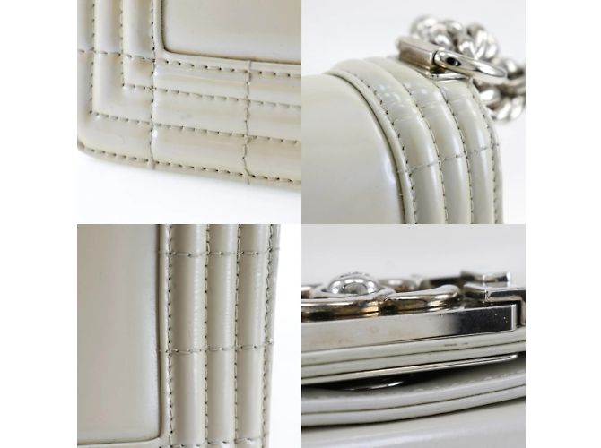 Borsa a spalla in pelle smaltata Chanel Boy Bianco - vista 6