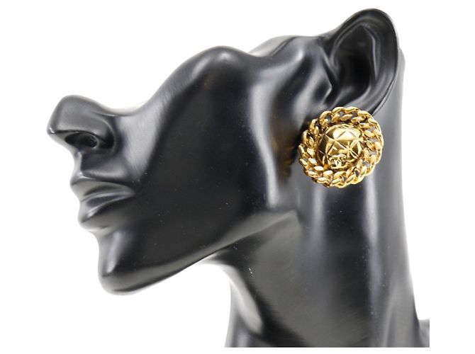 Timeless Vintage Gold Clip Ohrringe Matelassé von Chanel Golden - Ansicht 2