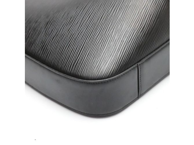 Borsa Epi Reverie di Louis Vuitton Nero - vista 6
