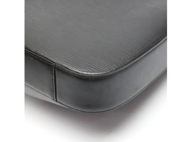 Borsa Epi Reverie di Louis Vuitton Nero - vista 8