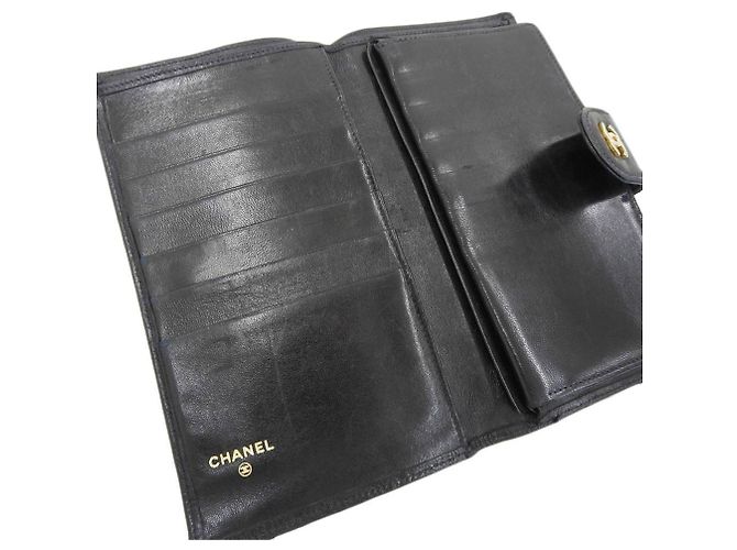 Chanel Bicolor Leather Bi-Fold Wallet Black - view 3