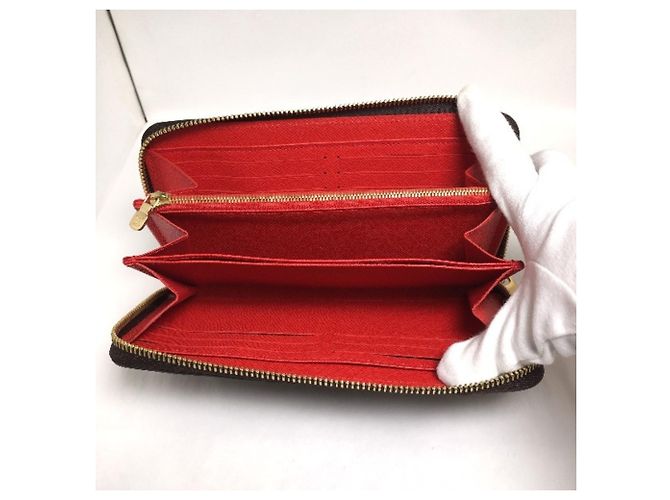 Zippy Cartera Larga Coquelicot Louis Vuitton Roja - vista 6