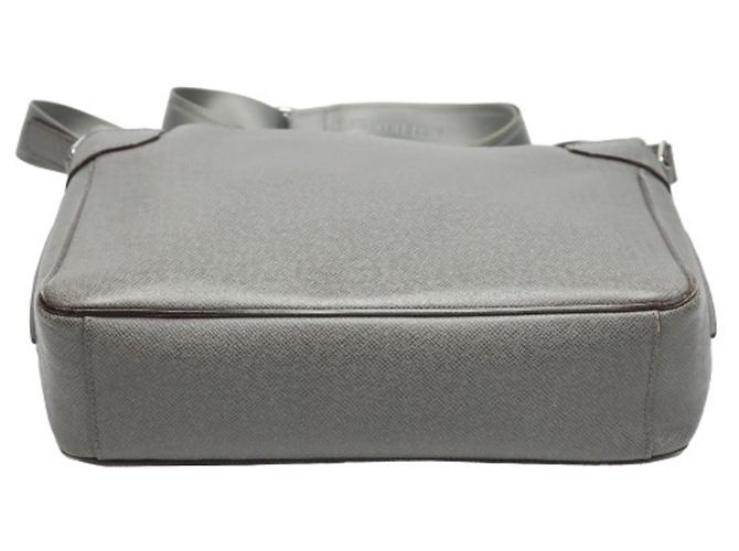 Borsa a spalla Roman MM in Taiga da uomo Louis Vuitton Marrone - vista 8