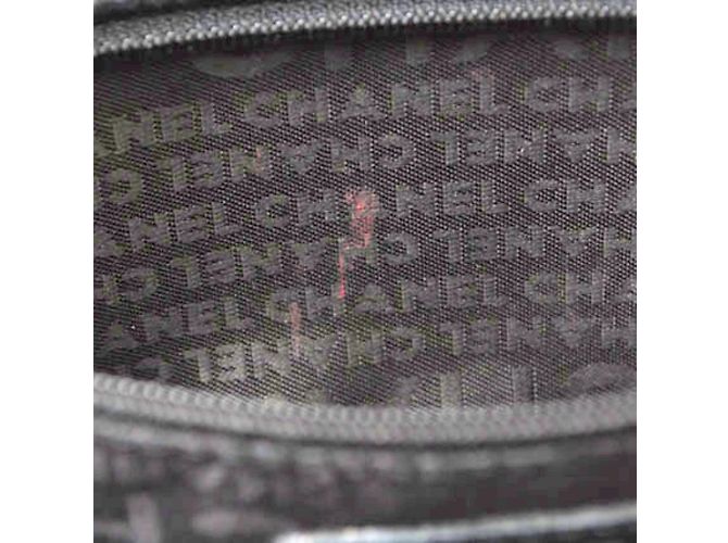 Chanel schwarze lackleder Tragetasche - Ansicht 12