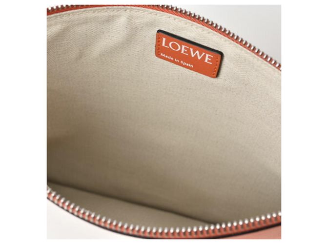 Clutch in pelle Coral Loewe Corallo - vista 5