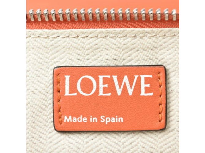 Clutch in pelle Coral Loewe Corallo - vista 6