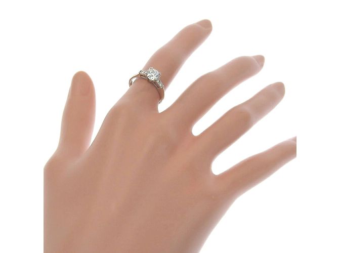 Harry Winston Platinring mit rundem Diamant - Ansicht 2