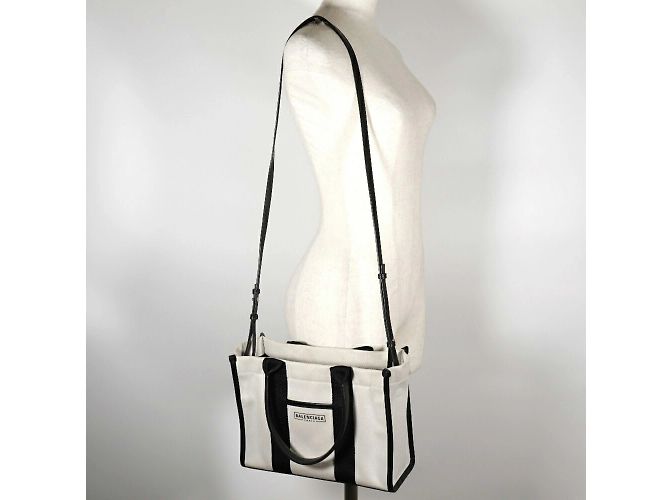 Everyday Borsa Tote Balenciaga Hardware Piccola Nero Bianco - vista 10
