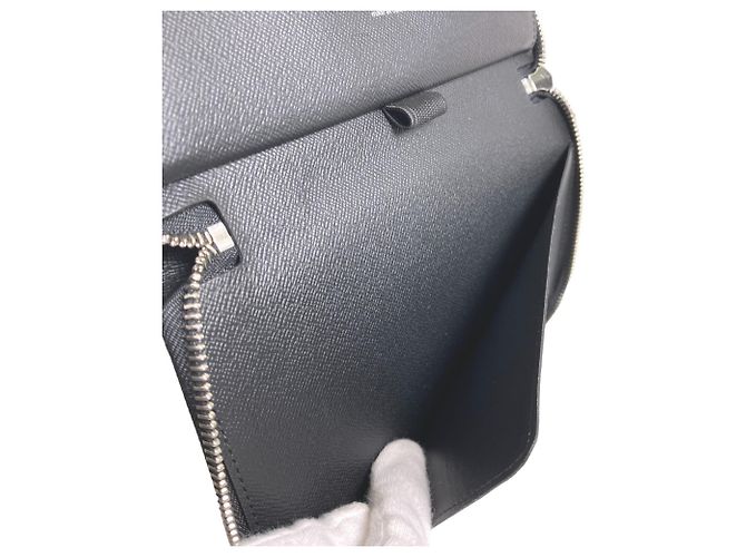 Louis Vuitton Noir Epi Zippy Organizer Black - view 13