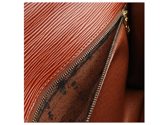 Borsa Monceau Epi Louis Vuitton Marrone - vista 5