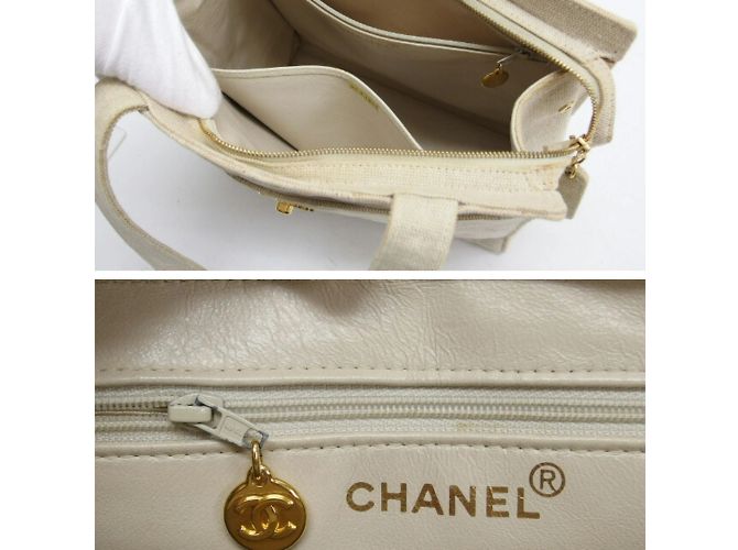 Chanel Stepp-Canvas-Tote-Bag in Elfenbein Beige Roh Aus weiß - Ansicht 4