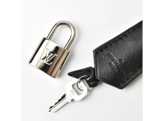 Borsa Monogram Antheia di Louis Vuitton Nero Argento - vista 9