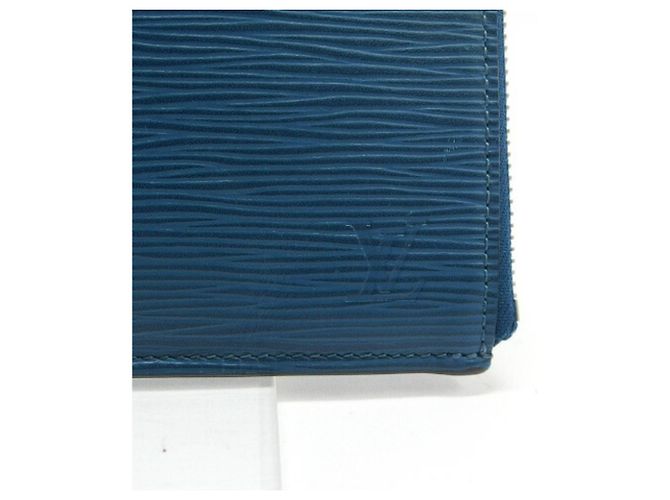 Borsa Clutch Pochette Jules PM in Epi di Louis Vuitton Blu chiaro - vista 5