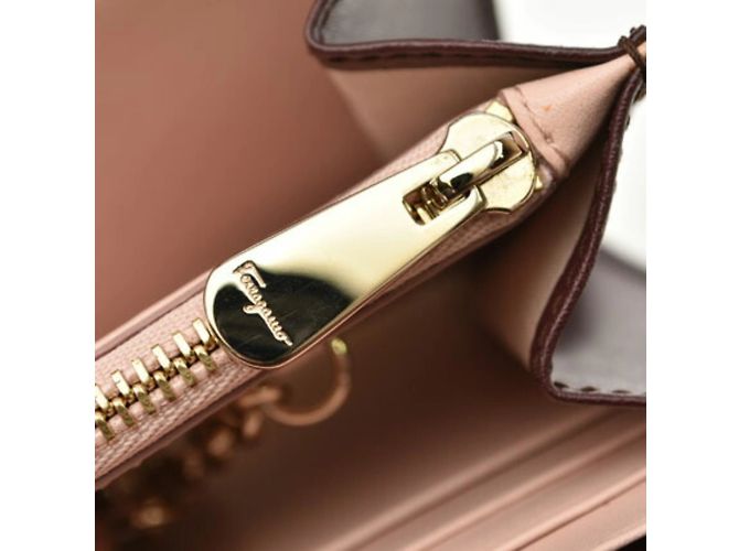 Cartera larga de cuero burdeos Salvatore Ferragamo - vista 9