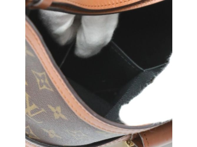 Borsa a Spalla Dauphine Monogram Reverse Louis Vuitton Marrone - vista 13