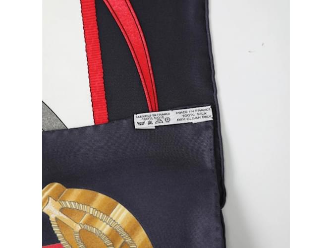 Hermès Sciarpa Navy Kare90 di Hermes Crano Manege Rosso Blu navy - vista 6