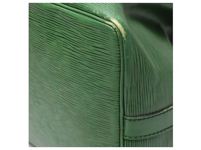 Noe Borsa a spalla Petit Noé Epi di Louis Vuitton - vista 11