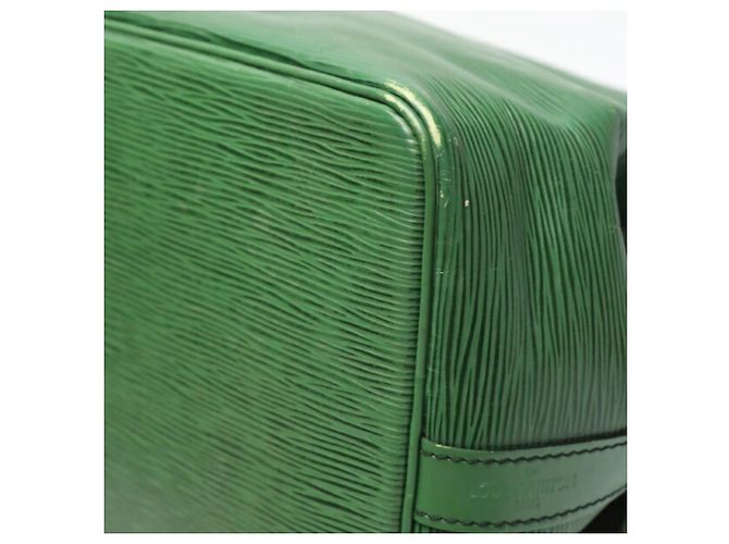 Noe Borsa a spalla Petit Noé Epi di Louis Vuitton - vista 9