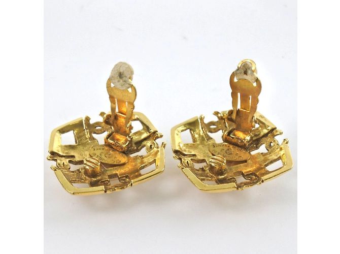 Vintage Gold Plated Clip Ohrringe Cocomark von Chanel Golden - Ansicht 4