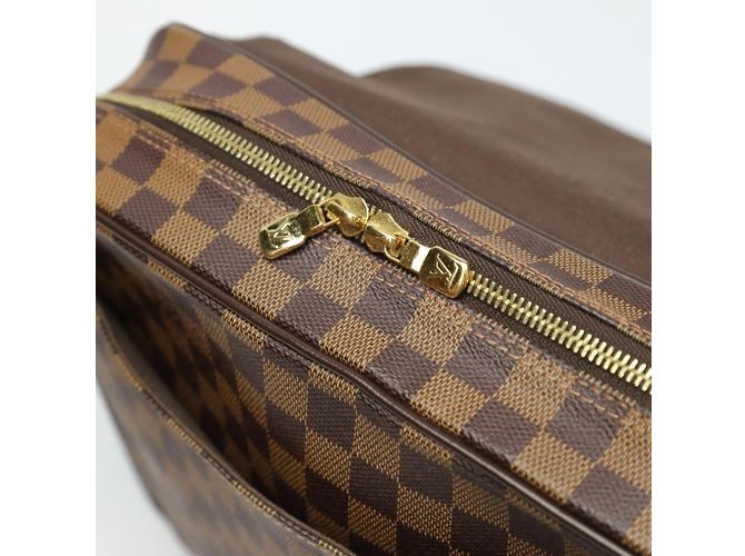 Bolsa transversal Shelton MM Damier Louis Vuitton Marrom - vista 14