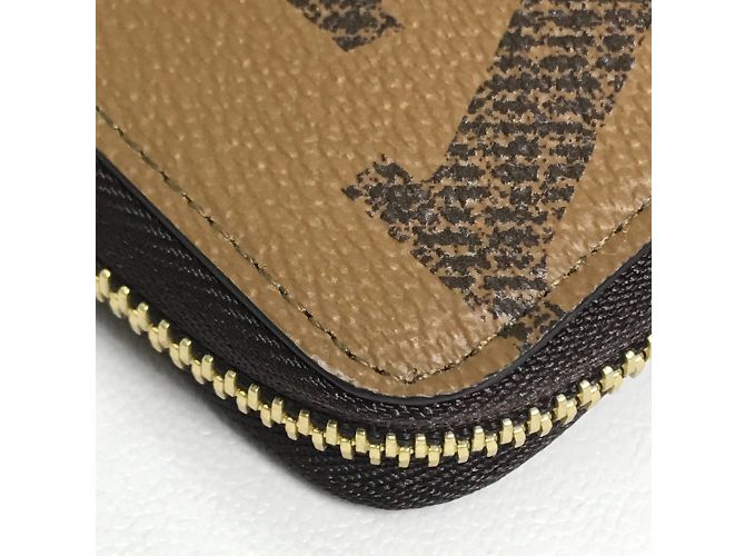 Cartera Zippy Monogram Gigante Louis Vuitton Castaño Monograma - vista 5