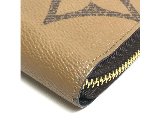 Louis Vuitton Monogram Giant Reverse Zippy Wallet Brown - view 3