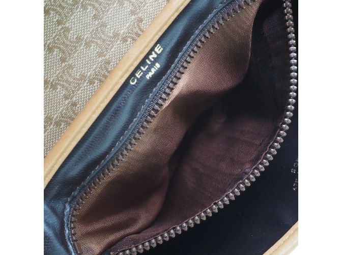 Céline Borsa a spalla in PVC beige da donna con motivo Old Macadam di Celine - vista 6
