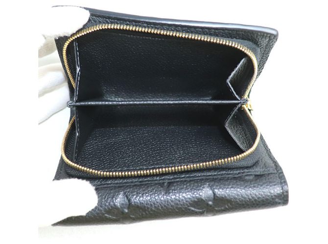 Cartera Metis Compact Tri-fold de Louis Vuitton Negro - vista 5