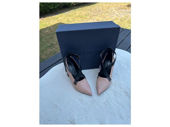Décolleté Louis Vuitton Pelle Nero Beige - vista 5