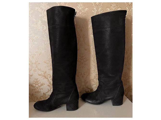 Botas Chanel de cuero negro - vista 4