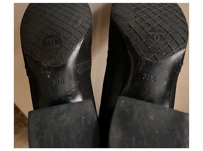 Botas Chanel de cuero negro - vista 8