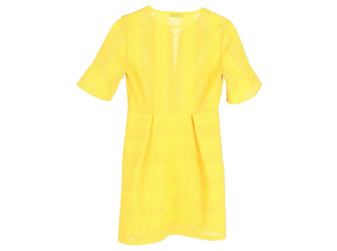 Sandro Mini-Kleid mit Rundhalsausschnitt aus gelbem Polyester Kamel - Ansicht 2